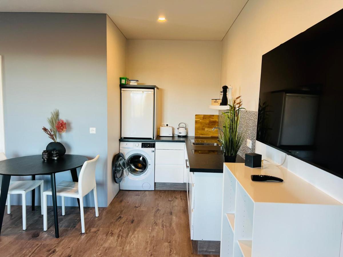 Nyibaer Studio Apartment Селфосс Экстерьер фото