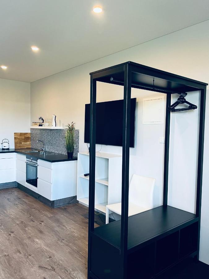 Nyibaer Studio Apartment Селфосс Экстерьер фото